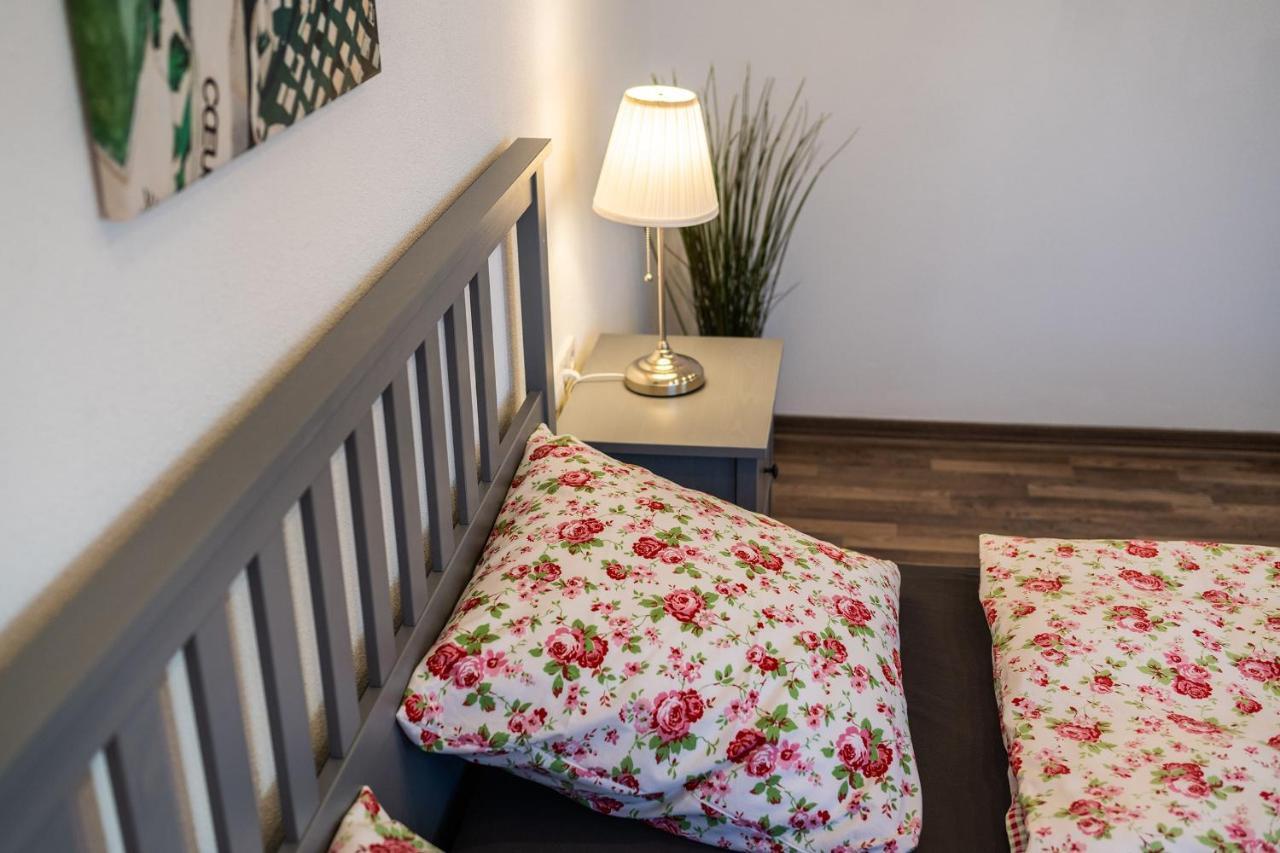 Ruhige Ferienwohnung Mit Panoramablick Ingoldingen 外观 照片